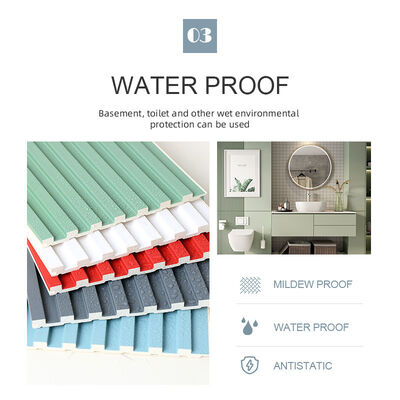 8.5mm hölzerner Plastikgrill WPC geriffelt Wand keine wasserdichte Farbe